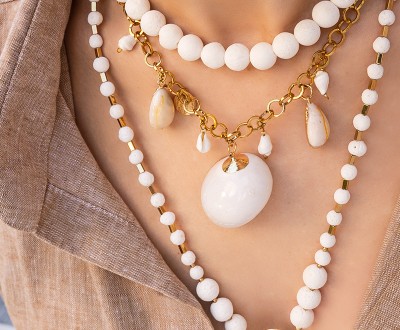 Σετ κολιέ με φυσικά κοχύλια και κοράλι