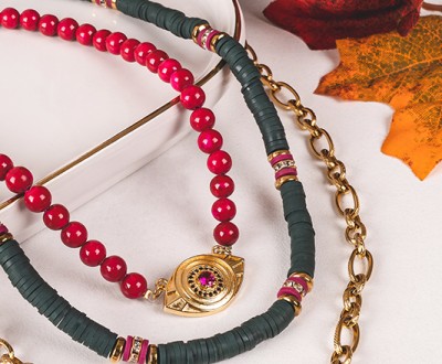 Σετ κολιέ με φίμο, ημιπολύτιμους λίθους και ορειχάλκινα στοιχεία με zircon