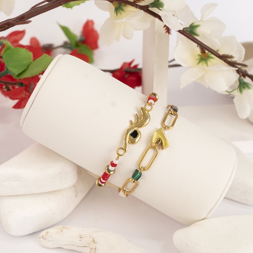 Βραχιόλια Μάρτης, με ατσάλινα στοιχεία και ημιπολύτιμους λίθους