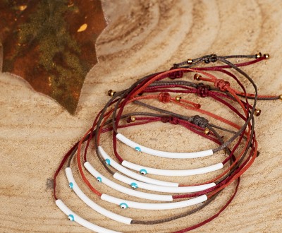 Σετ βραχιόλια με ατσάλινα στοιχεία με σμάλτο και ματάκι