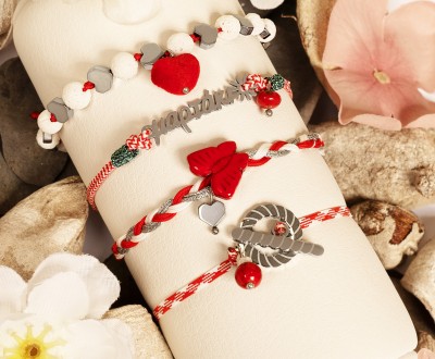 Βραχιόλια Μάρτης, με concept silver και επιλεγμένα στοιχεία ατσάλινα, μεταλλικά και χαουλίτη