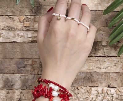 Σετ βραχιόλια με κοράλια, μαργαριτάρια και αιματίτες