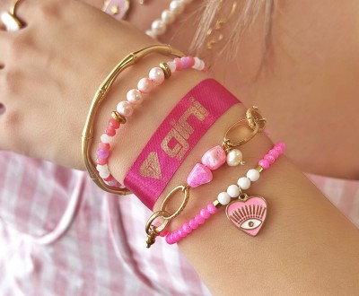 Σετ βραχιόλια με ημιπολύτιμους λίθους σε ροζ, χρυσούς και λευκούς τόνους, ατσάλινα στοιχεία με σμάλτο και ατσάλινες αλυσίδες