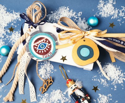 Κρεμαστά γούρια με ξύλινα στοιχεία μάτια, βαμβακερά ρεγιόν και κορδέλες με ευχές