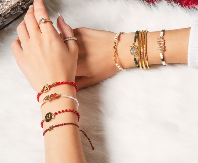 Σετ βραχιόλια με ατσάλινα και μεταλλικά στοιχεία συνδυασμένα με κρυσταλλάκια και ημολύτιμες πέτρες