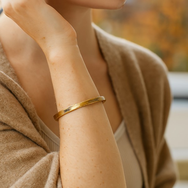 Ατσάλινο βραχιόλι χειροπέδα