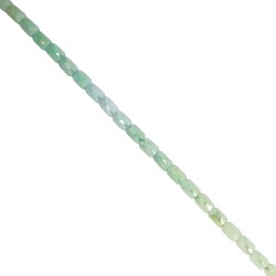 Κρύσταλλα παραλληλόγραμμο με κοψίματα