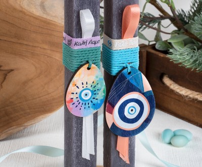 Πασχαλινές λαμπάδες σε σχήμα κύβου για singles με ξύλινο στοιχείο μάτι και κορδέλες με ευχή