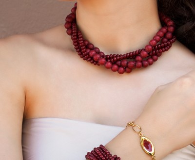 Σετ κολιέ και βραχιόλι με σκούρο κόκκινο χαολιτη συνδυασμένο με βραχιόλι ατσάλινη αλυσίδα και ατσάλινο στοιχείο