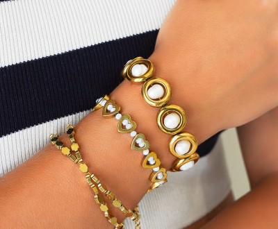 Βραχιόλια με χρυσό  αιματίτη σε διάφορα σχήματα συνδυασμένο με μαργαριτάρια