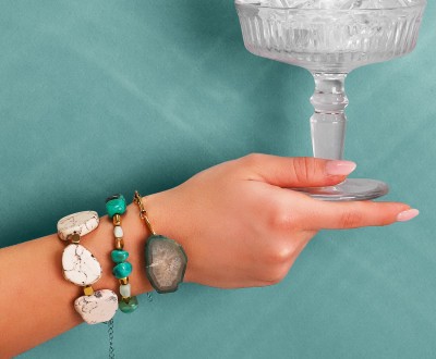 Βραχιόλια με χρυσή ατσάλινη αλυσίδα, χρυσό αιματίτη, αβεντουρίνη, χαολίτη, αχάτη και αμαζονίτη