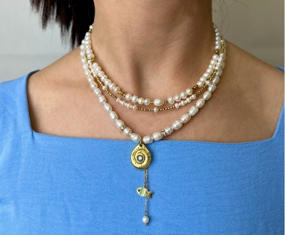 Κολιέ με μαργαριτάρια, συνδιασμένα με χρυσό αιματίτη και χρυσά θαλασσινά στοιχεία