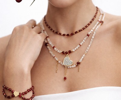 Ρομαντικό κολιέ & βραχιόλι με κρύσταλλα, επιχρυσωμένες λεπτομέρειες και ατσάλινο στοιχείο καρδιά