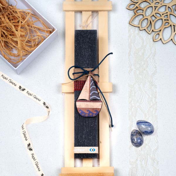 Χειροποίητη λαμπάδα με ξύλινο καραβι, κορδόνια και αρωματικό κερί