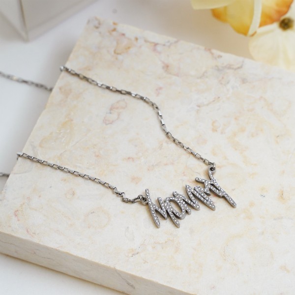 Χειροποίητο κολιέ με ατσάλινη αλυσίδα και στοιχείο Μommy με στρας