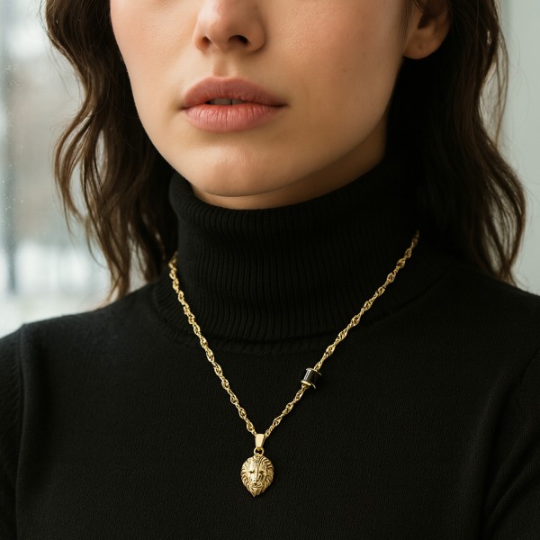 Χειροποίητο κολιέ με ατσάλινη αλυσίδα και charms